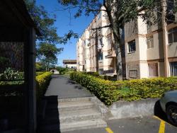 #100.508 - Apartamento para Venda em Curitiba - PR - 2